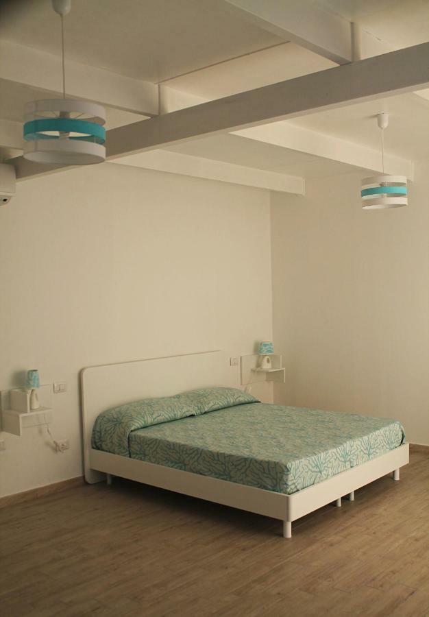B&B Le Tre Spiagge Calasetta Εξωτερικό φωτογραφία