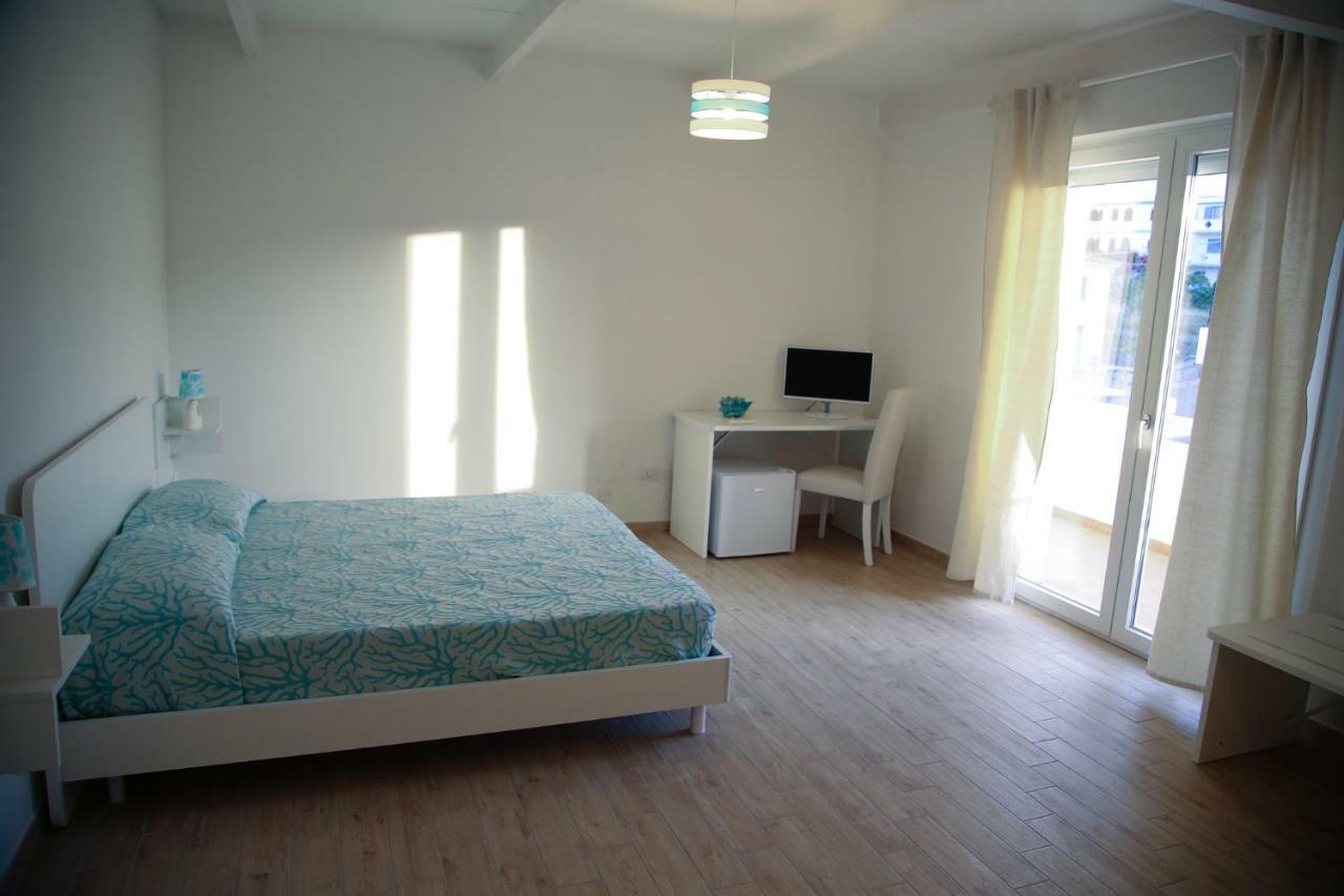 B&B Le Tre Spiagge Calasetta Εξωτερικό φωτογραφία